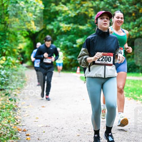 12.10.2025 - Bramfelder Halbmarathon 2025 Dr. Thomas Lammeyer http://msf.ph/oto/9359283 12.10.2025 11:07:36 Laufen 2716, 2200, 46 meine-sportfotos.de