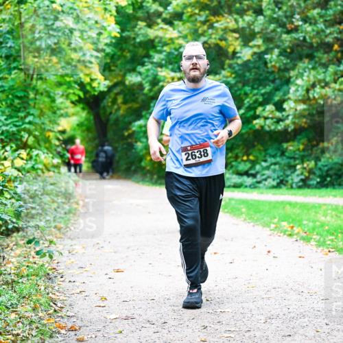 12.10.2025 - Bramfelder Halbmarathon 2025 Dr. Thomas Lammeyer http://msf.ph/oto/9359308 12.10.2025 11:07:40 Laufen 2638 meine-sportfotos.de