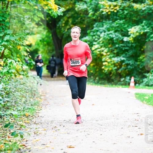 12.10.2025 - Bramfelder Halbmarathon 2025 Dr. Thomas Lammeyer http://msf.ph/oto/9359329 12.10.2025 11:07:48 Laufen 2605 meine-sportfotos.de