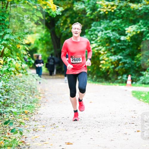 12.10.2025 - Bramfelder Halbmarathon 2025 Dr. Thomas Lammeyer http://msf.ph/oto/9359330 12.10.2025 11:07:48 Laufen 2605 meine-sportfotos.de