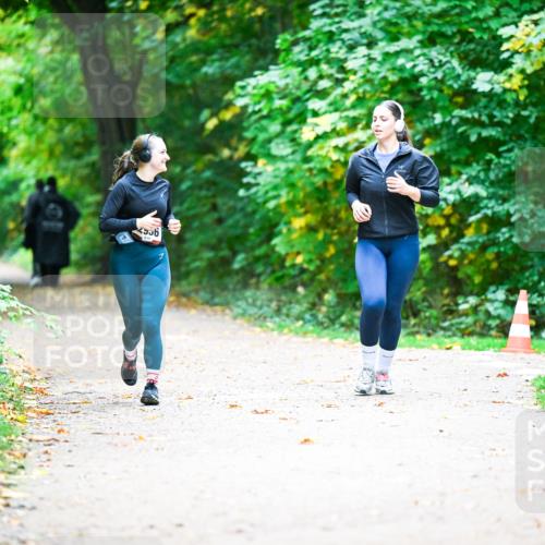 12.10.2025 - Bramfelder Halbmarathon 2025 Dr. Thomas Lammeyer http://msf.ph/oto/9359355 12.10.2025 11:07:54 Laufen  meine-sportfotos.de