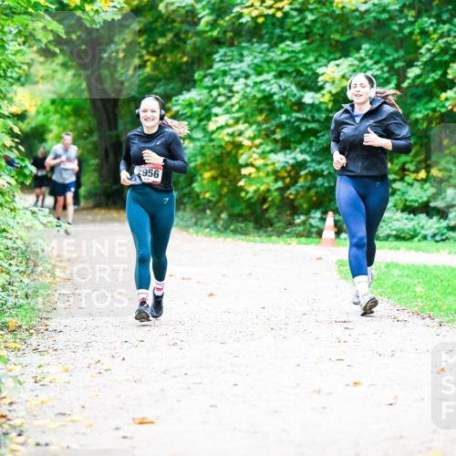 12.10.2025 - Bramfelder Halbmarathon 2025 Dr. Thomas Lammeyer http://msf.ph/oto/9359372 12.10.2025 11:07:57 Laufen 2956, 101 meine-sportfotos.de