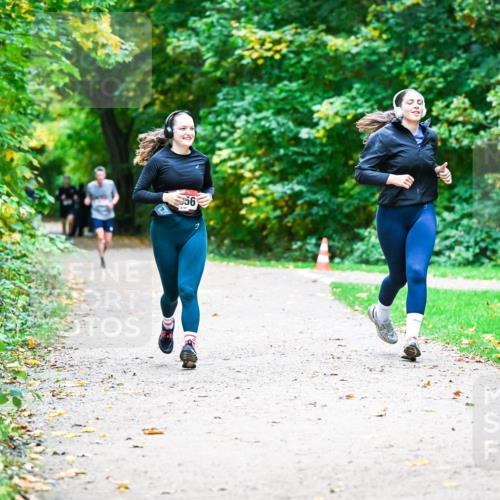 12.10.2025 - Bramfelder Halbmarathon 2025 Dr. Thomas Lammeyer http://msf.ph/oto/9359378 12.10.2025 11:07:58 Laufen  meine-sportfotos.de