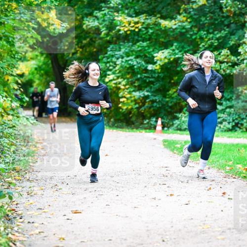 12.10.2025 - Bramfelder Halbmarathon 2025 Dr. Thomas Lammeyer http://msf.ph/oto/9359379 12.10.2025 11:07:59 Laufen 2956 meine-sportfotos.de