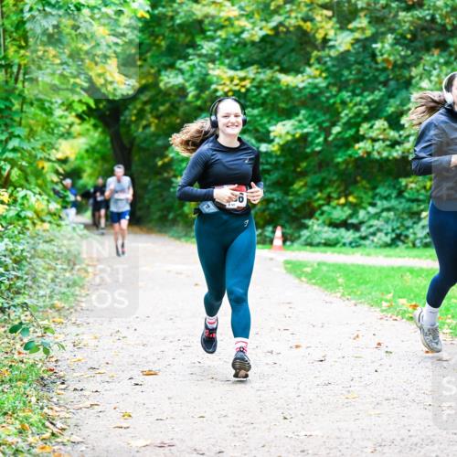 12.10.2025 - Bramfelder Halbmarathon 2025 Dr. Thomas Lammeyer http://msf.ph/oto/9359390 12.10.2025 11:08:00 Laufen  meine-sportfotos.de