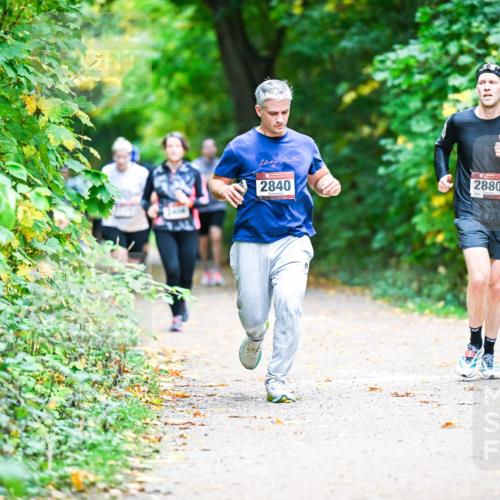 12.10.2025 - Bramfelder Halbmarathon 2025 Dr. Thomas Lammeyer http://msf.ph/oto/9359427 12.10.2025 11:08:08 Laufen 2840, 2880 meine-sportfotos.de