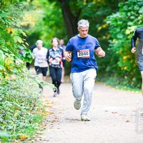 12.10.2025 - Bramfelder Halbmarathon 2025 Dr. Thomas Lammeyer http://msf.ph/oto/9359433 12.10.2025 11:08:09 Laufen 2840, 2880 meine-sportfotos.de