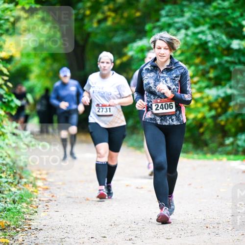 12.10.2025 - Bramfelder Halbmarathon 2025 Dr. Thomas Lammeyer http://msf.ph/oto/9359458 12.10.2025 11:08:16 Laufen 2731, 2406 meine-sportfotos.de