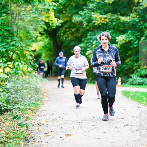 12.10.2025 - Bramfelder Halbmarathon 2025 Dr. Thomas Lammeyer http://msf.ph/oto/9359470 12.10.2025 11:08:17 Laufen 2406, 2731 meine-sportfotos.de