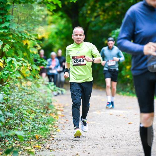 12.10.2025 - Bramfelder Halbmarathon 2025 Dr. Thomas Lammeyer http://msf.ph/oto/9359495 12.10.2025 11:08:28 Laufen 2643, 2434 meine-sportfotos.de