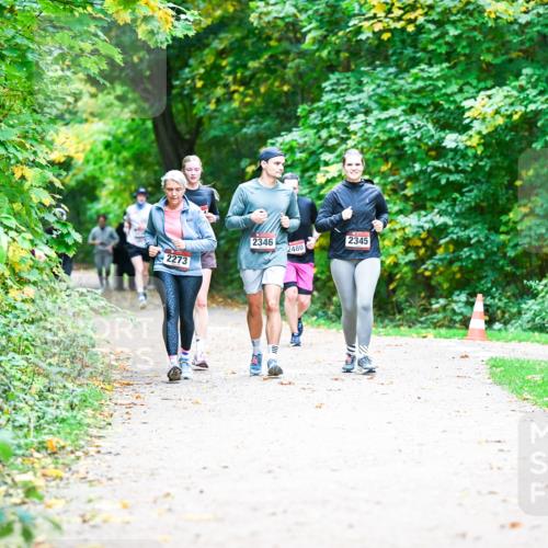 12.10.2025 - Bramfelder Halbmarathon 2025 Dr. Thomas Lammeyer http://msf.ph/oto/9359529 12.10.2025 11:08:35 Laufen 2273, 2346, 2480, 2345 meine-sportfotos.de