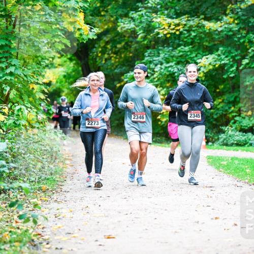 12.10.2025 - Bramfelder Halbmarathon 2025 Dr. Thomas Lammeyer http://msf.ph/oto/9359551 12.10.2025 11:08:38 Laufen 2273, 2345, 2346 meine-sportfotos.de