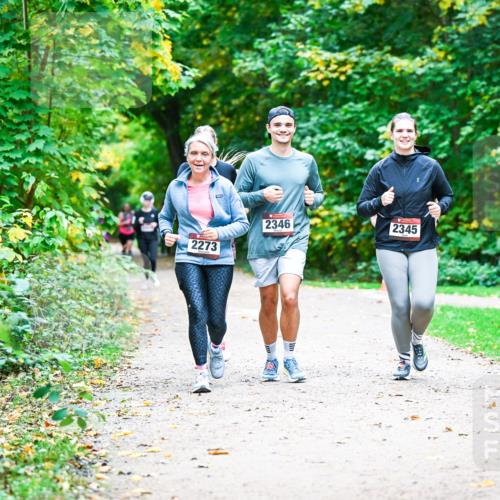 12.10.2025 - Bramfelder Halbmarathon 2025 Dr. Thomas Lammeyer http://msf.ph/oto/9359560 12.10.2025 11:08:39 Laufen 2273, 2346, 2345 meine-sportfotos.de