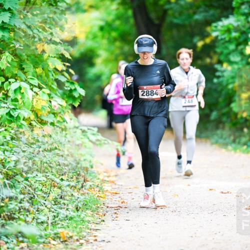 12.10.2025 - Bramfelder Halbmarathon 2025 Dr. Thomas Lammeyer http://msf.ph/oto/9359595 12.10.2025 11:08:46 Laufen 2884, 248 meine-sportfotos.de