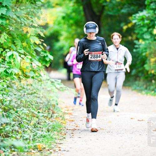 12.10.2025 - Bramfelder Halbmarathon 2025 Dr. Thomas Lammeyer http://msf.ph/oto/9359596 12.10.2025 11:08:46 Laufen 2884, 248 meine-sportfotos.de
