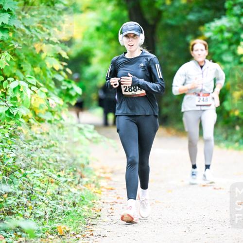 12.10.2025 - Bramfelder Halbmarathon 2025 Dr. Thomas Lammeyer http://msf.ph/oto/9359604 12.10.2025 11:08:47 Laufen 2884, 248 meine-sportfotos.de