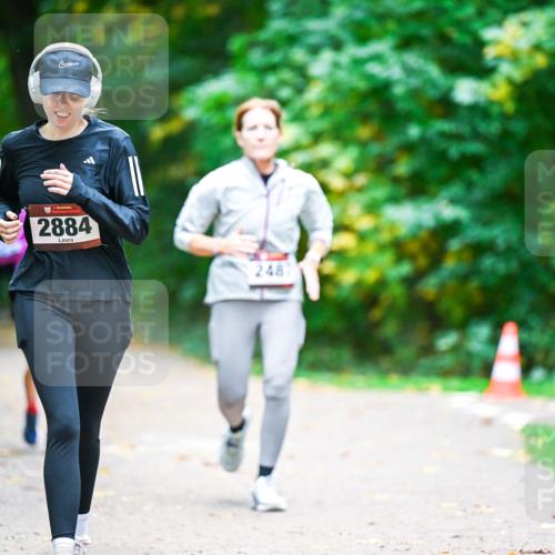 12.10.2025 - Bramfelder Halbmarathon 2025 Dr. Thomas Lammeyer http://msf.ph/oto/9359609 12.10.2025 11:08:49 Laufen 2884, 248 meine-sportfotos.de
