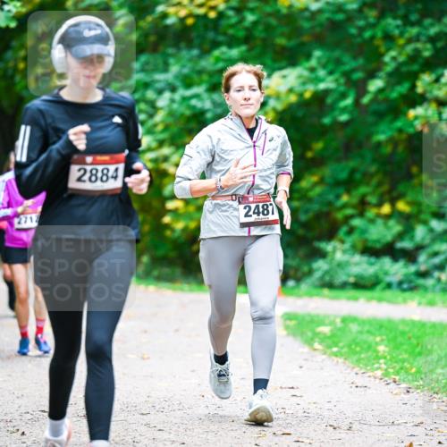 12.10.2025 - Bramfelder Halbmarathon 2025 Dr. Thomas Lammeyer http://msf.ph/oto/9359615 12.10.2025 11:08:51 Laufen 2712, 2884, 2481 meine-sportfotos.de