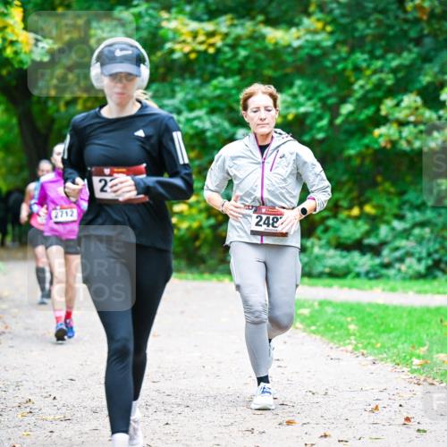 12.10.2025 - Bramfelder Halbmarathon 2025 Dr. Thomas Lammeyer http://msf.ph/oto/9359618 12.10.2025 11:08:51 Laufen 2712, 23, 248 meine-sportfotos.de