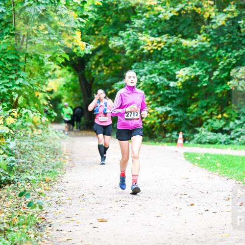 12.10.2025 - Bramfelder Halbmarathon 2025 Dr. Thomas Lammeyer http://msf.ph/oto/9359628 12.10.2025 11:08:54 Laufen 2712, 2855 meine-sportfotos.de