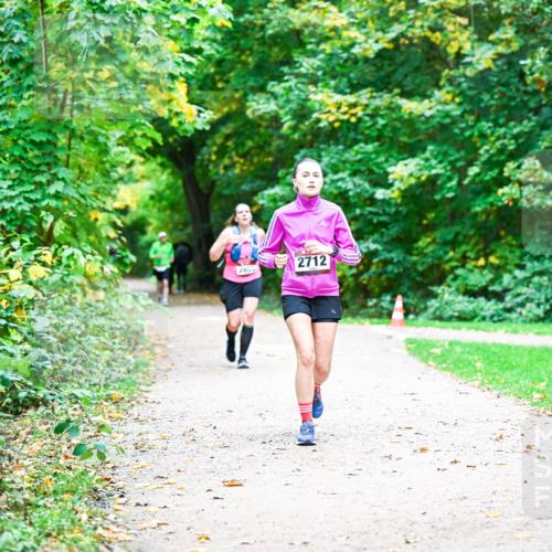 12.10.2025 - Bramfelder Halbmarathon 2025 Dr. Thomas Lammeyer http://msf.ph/oto/9359631 12.10.2025 11:08:54 Laufen 2855, 2712 meine-sportfotos.de