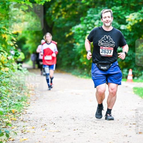 12.10.2025 - Bramfelder Halbmarathon 2025 Dr. Thomas Lammeyer http://msf.ph/oto/9359706 12.10.2025 11:09:13 Laufen 2637 meine-sportfotos.de