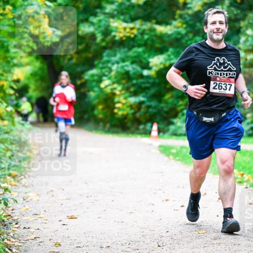 12.10.2025 - Bramfelder Halbmarathon 2025 Dr. Thomas Lammeyer http://msf.ph/oto/9359721 12.10.2025 11:09:15 Laufen 2637 meine-sportfotos.de