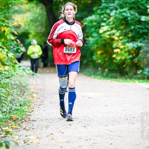12.10.2025 - Bramfelder Halbmarathon 2025 Dr. Thomas Lammeyer http://msf.ph/oto/9359725 12.10.2025 11:09:18 Laufen 2682 meine-sportfotos.de
