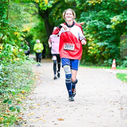 12.10.2025 - Bramfelder Halbmarathon 2025 Dr. Thomas Lammeyer http://msf.ph/oto/9359734 12.10.2025 11:09:19 Laufen 2682 meine-sportfotos.de