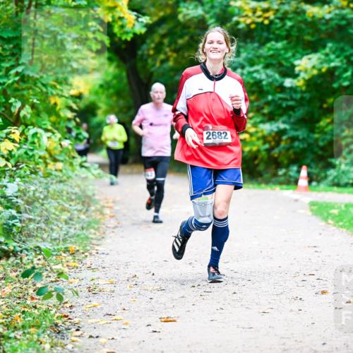 12.10.2025 - Bramfelder Halbmarathon 2025 Dr. Thomas Lammeyer http://msf.ph/oto/9359737 12.10.2025 11:09:20 Laufen 2682 meine-sportfotos.de