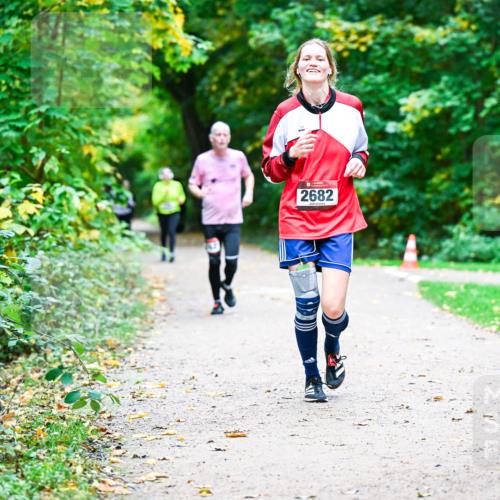 12.10.2025 - Bramfelder Halbmarathon 2025 Dr. Thomas Lammeyer http://msf.ph/oto/9359740 12.10.2025 11:09:20 Laufen 2682 meine-sportfotos.de