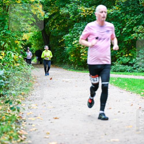 12.10.2025 - Bramfelder Halbmarathon 2025 Dr. Thomas Lammeyer http://msf.ph/oto/9359760 12.10.2025 11:09:24 Laufen  meine-sportfotos.de