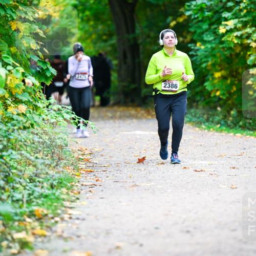 12.10.2025 - Bramfelder Halbmarathon 2025 Dr. Thomas Lammeyer http://msf.ph/oto/9359764 12.10.2025 11:09:26 Laufen 3475, 2386 meine-sportfotos.de