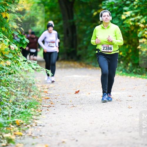 12.10.2025 - Bramfelder Halbmarathon 2025 Dr. Thomas Lammeyer http://msf.ph/oto/9359771 12.10.2025 11:09:28 Laufen 2386 meine-sportfotos.de