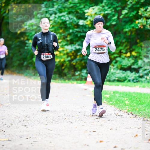 12.10.2025 - Bramfelder Halbmarathon 2025 Dr. Thomas Lammeyer http://msf.ph/oto/9359806 12.10.2025 11:09:35 Laufen 2475, 2804 meine-sportfotos.de