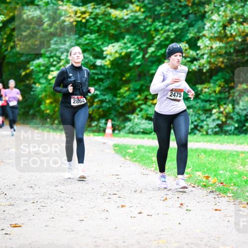 12.10.2025 - Bramfelder Halbmarathon 2025 Dr. Thomas Lammeyer http://msf.ph/oto/9359814 12.10.2025 11:09:36 Laufen 2804, 2475 meine-sportfotos.de
