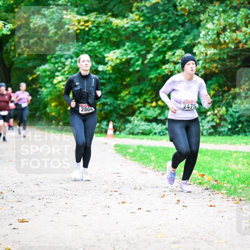 12.10.2025 - Bramfelder Halbmarathon 2025 Dr. Thomas Lammeyer http://msf.ph/oto/9359816 12.10.2025 11:09:36 Laufen 2804, 2475 meine-sportfotos.de