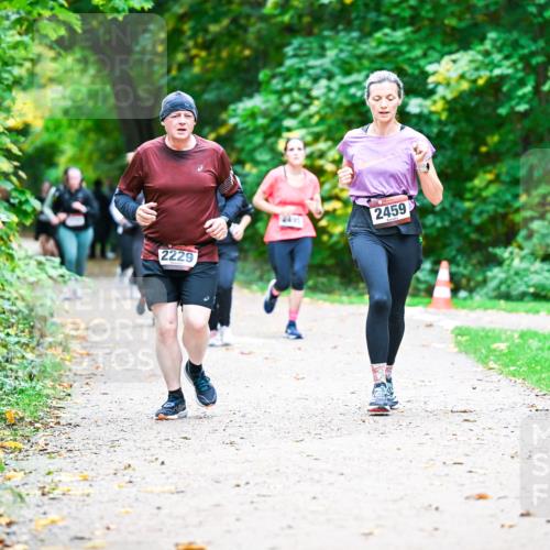 12.10.2025 - Bramfelder Halbmarathon 2025 Dr. Thomas Lammeyer http://msf.ph/oto/9359838 12.10.2025 11:09:42 Laufen 2459, 2229 meine-sportfotos.de