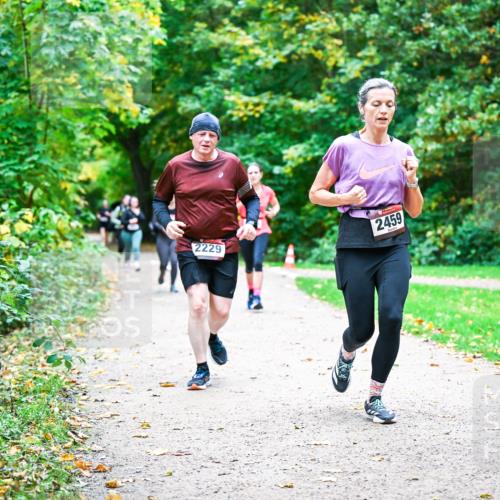 12.10.2025 - Bramfelder Halbmarathon 2025 Dr. Thomas Lammeyer http://msf.ph/oto/9359858 12.10.2025 11:09:45 Laufen 2229, 2459 meine-sportfotos.de