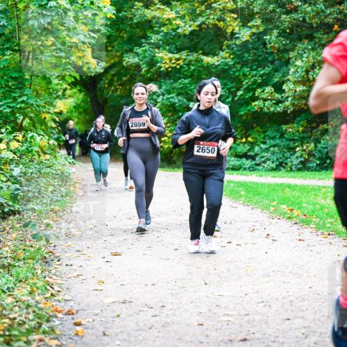 12.10.2025 - Bramfelder Halbmarathon 2025 Dr. Thomas Lammeyer http://msf.ph/oto/9359873 12.10.2025 11:09:49 Laufen 224, 2859, 2650, 2495 meine-sportfotos.de