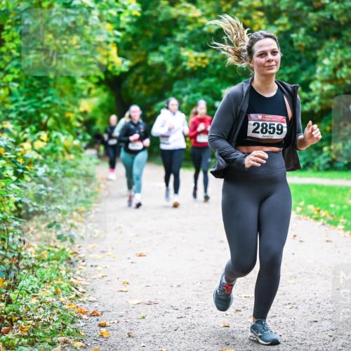 12.10.2025 - Bramfelder Halbmarathon 2025 Dr. Thomas Lammeyer http://msf.ph/oto/9359885 12.10.2025 11:09:52 Laufen 2859, 272, 80 meine-sportfotos.de