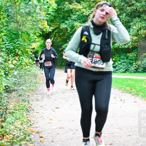 12.10.2025 - Bramfelder Halbmarathon 2025 Dr. Thomas Lammeyer http://msf.ph/oto/9359927 12.10.2025 11:09:58 Laufen 2702, 2805 meine-sportfotos.de