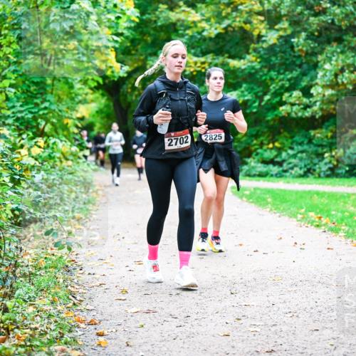 12.10.2025 - Bramfelder Halbmarathon 2025 Dr. Thomas Lammeyer http://msf.ph/oto/9359941 12.10.2025 11:10:01 Laufen 2702, 2825 meine-sportfotos.de