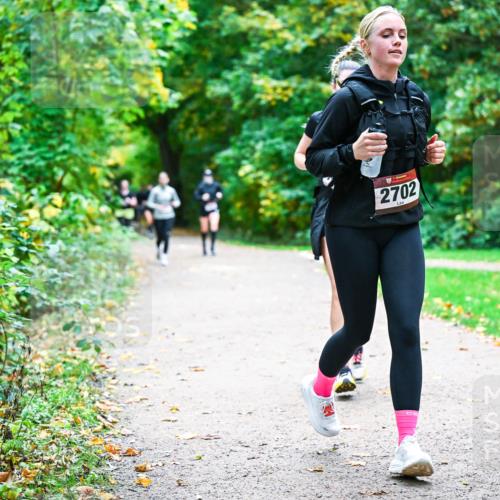 12.10.2025 - Bramfelder Halbmarathon 2025 Dr. Thomas Lammeyer http://msf.ph/oto/9359947 12.10.2025 11:10:01 Laufen 2702 meine-sportfotos.de