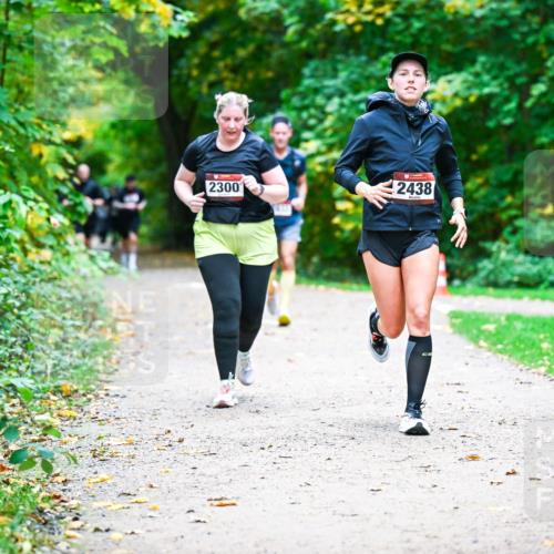12.10.2025 - Bramfelder Halbmarathon 2025 Dr. Thomas Lammeyer http://msf.ph/oto/9359992 12.10.2025 11:10:12 Laufen 2300, 2438 meine-sportfotos.de
