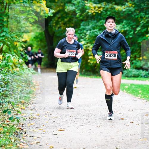 12.10.2025 - Bramfelder Halbmarathon 2025 Dr. Thomas Lammeyer http://msf.ph/oto/9359995 12.10.2025 11:10:12 Laufen 300, 2438 meine-sportfotos.de