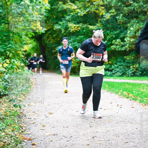 12.10.2025 - Bramfelder Halbmarathon 2025 Dr. Thomas Lammeyer http://msf.ph/oto/9360008 12.10.2025 11:10:14 Laufen 2832, 2300 meine-sportfotos.de