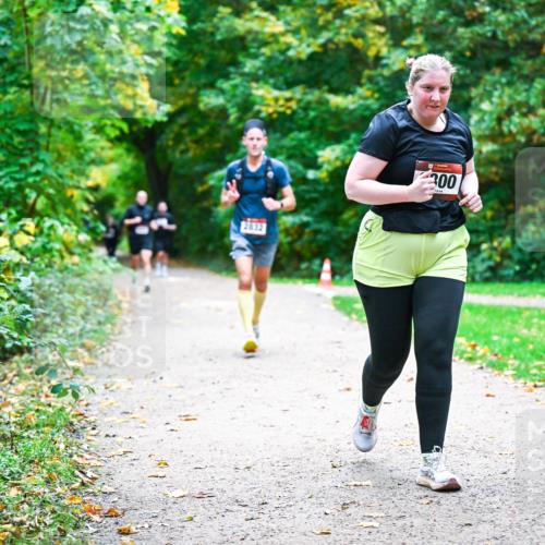 12.10.2025 - Bramfelder Halbmarathon 2025 Dr. Thomas Lammeyer http://msf.ph/oto/9360013 12.10.2025 11:10:15 Laufen 300 meine-sportfotos.de