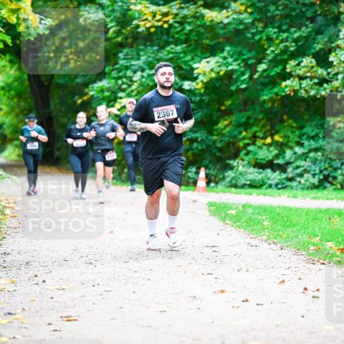 12.10.2025 - Bramfelder Halbmarathon 2025 Dr. Thomas Lammeyer http://msf.ph/oto/9360047 12.10.2025 11:10:25 Laufen 2367 meine-sportfotos.de