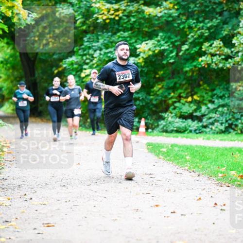 12.10.2025 - Bramfelder Halbmarathon 2025 Dr. Thomas Lammeyer http://msf.ph/oto/9360048 12.10.2025 11:10:25 Laufen 2367 meine-sportfotos.de